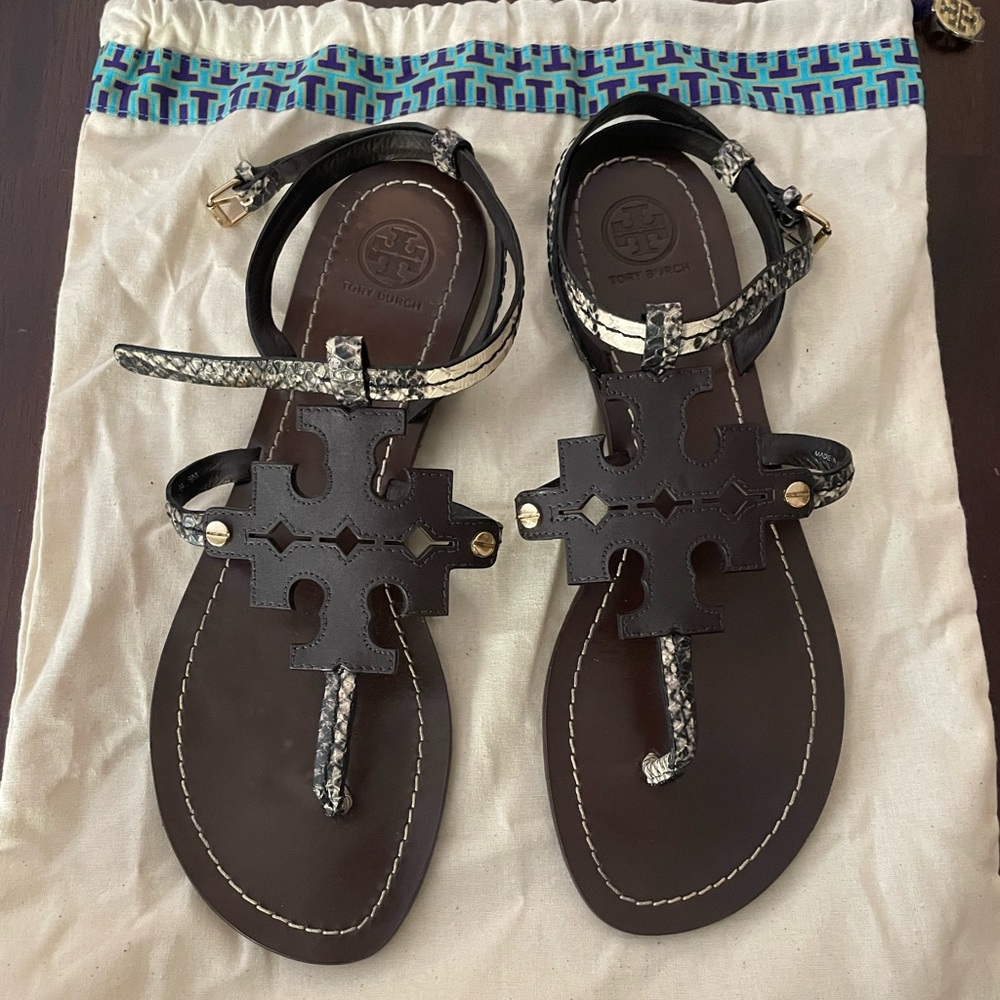 Tory Burch Chandler Flat Sandals - US 9